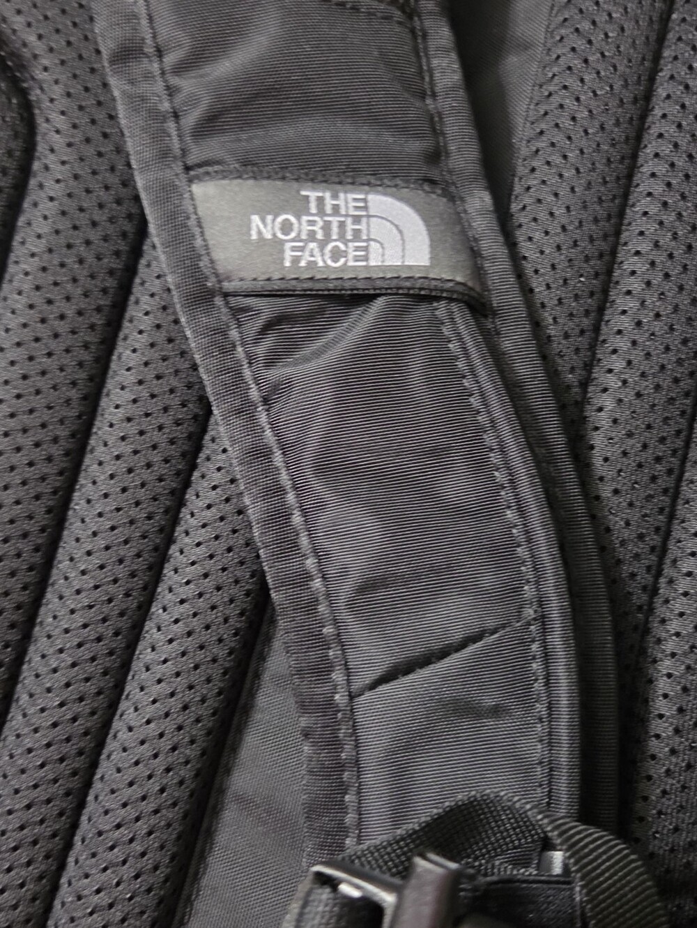 THE NORTH FACE Hot Shot SE Backpack - Picture 14 of 15